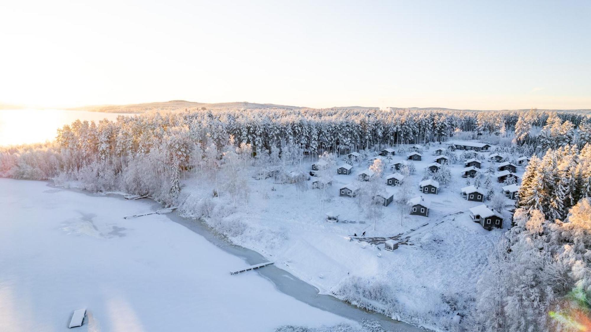 Bjoernbyn Stugby Apartment Rada ภายนอก รูปภาพ